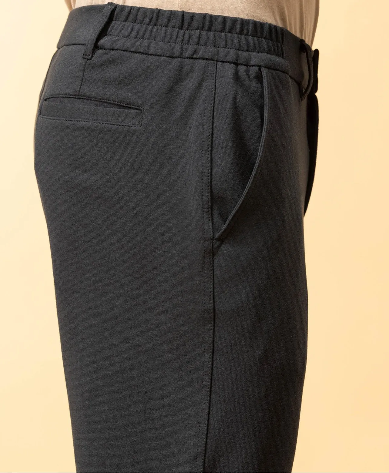 PANTALON NOIR POCHI