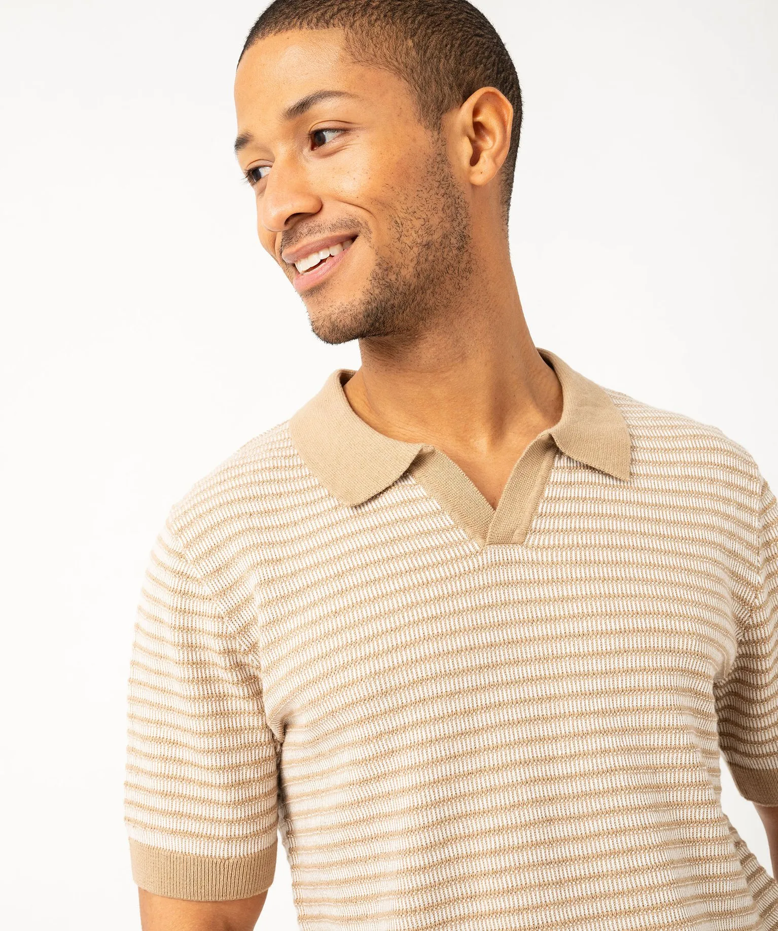Polo manches courtes en maille texturée homme beige